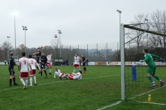 Kopfballchance-durch-Felix-Wieser